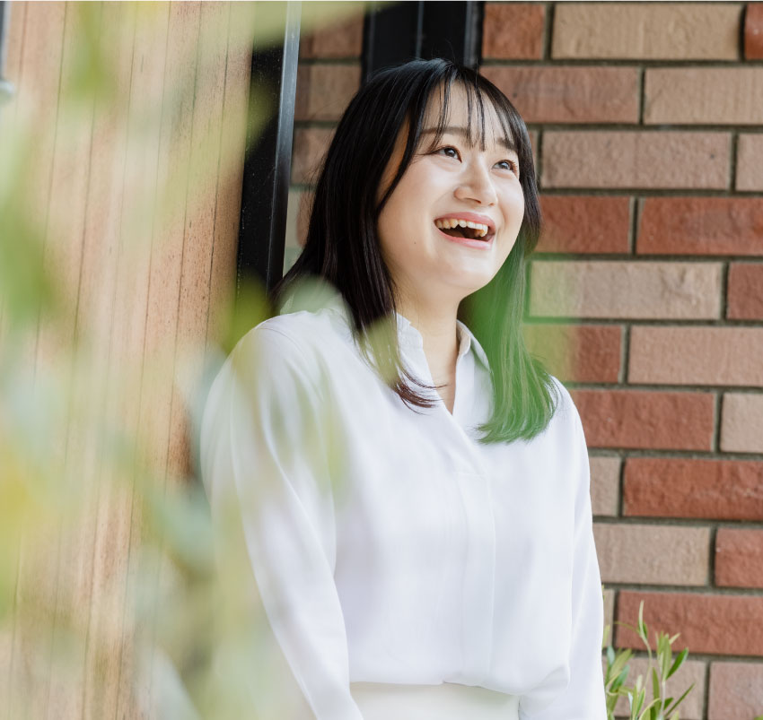 飯塚 彩華