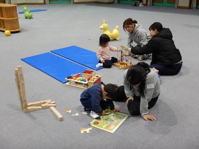 写真１：学生による関わり.jpg