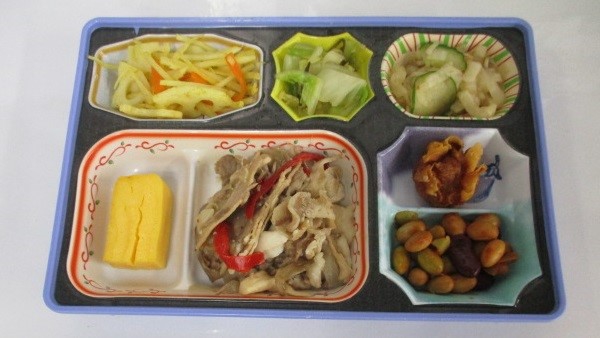 コラボ弁当2021.jpg