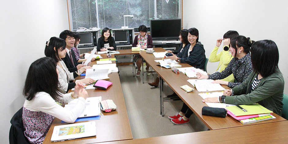 小学校教員を目指すメンバーが集まる小学校教育実践研究会で力をつけました