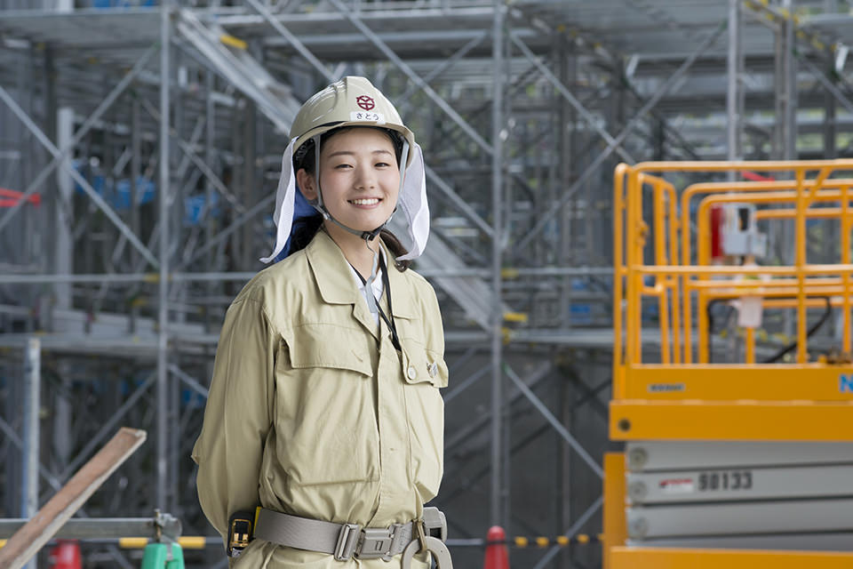 野村 奈那