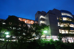 キャンパス見学ツアー